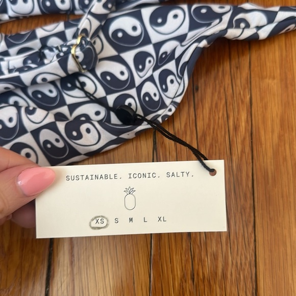 Skatie x Salty Blonde Zoe one piece in Barbados- XS - Picture 6 of 6